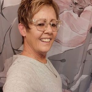 Meet your Posher, Tina